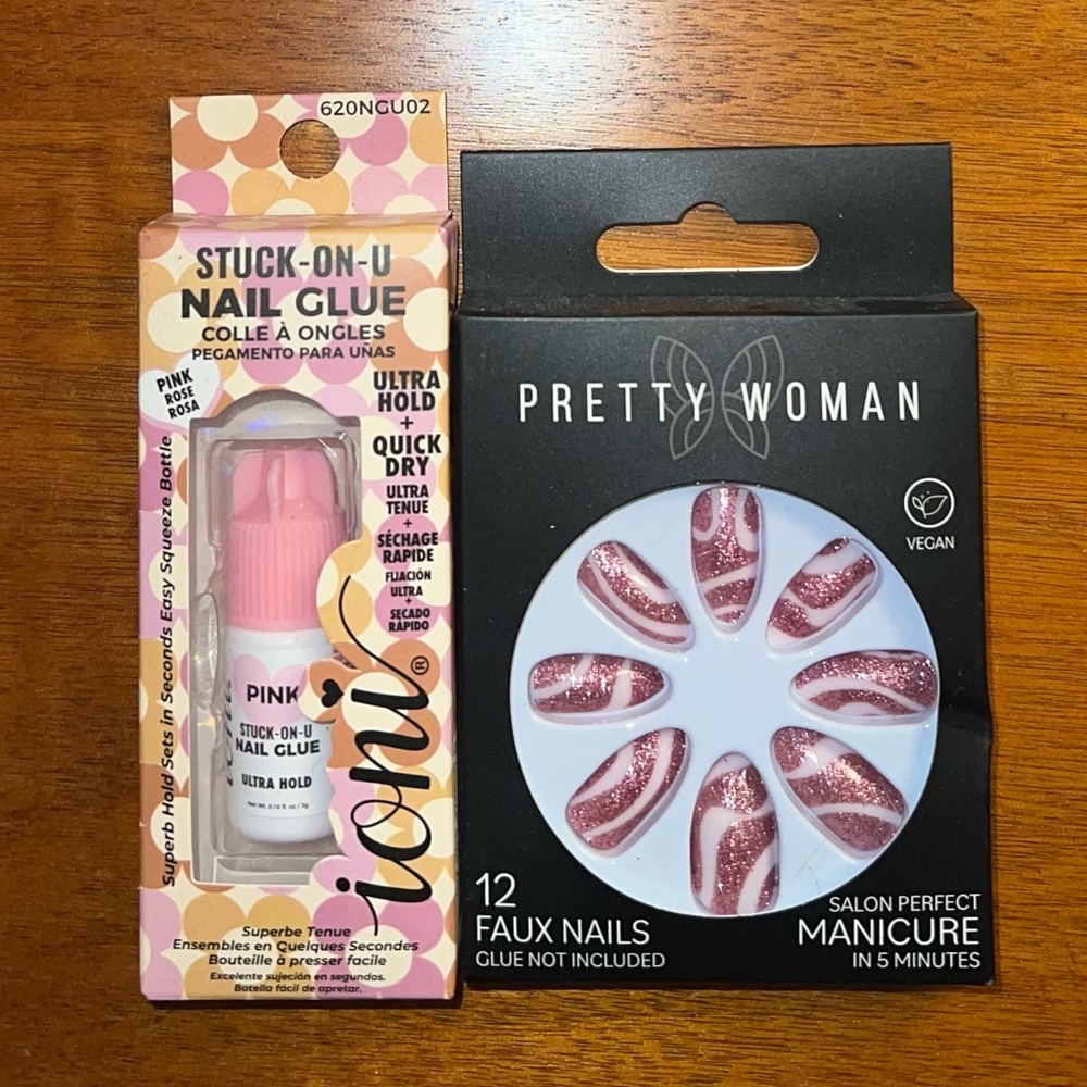 Pretty Woman 12 Press-On Faux Nails with Pink Nail Glue